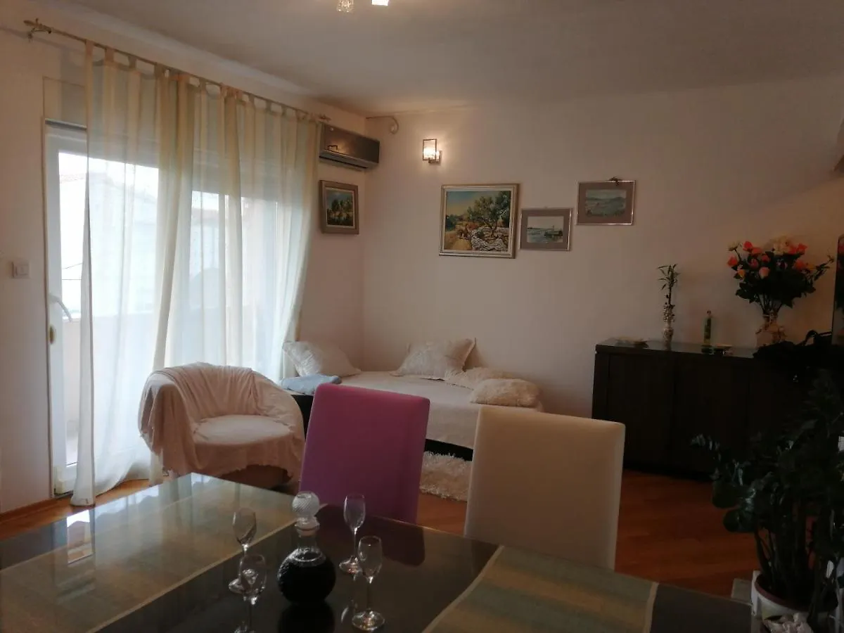 Apartment Visoka Split